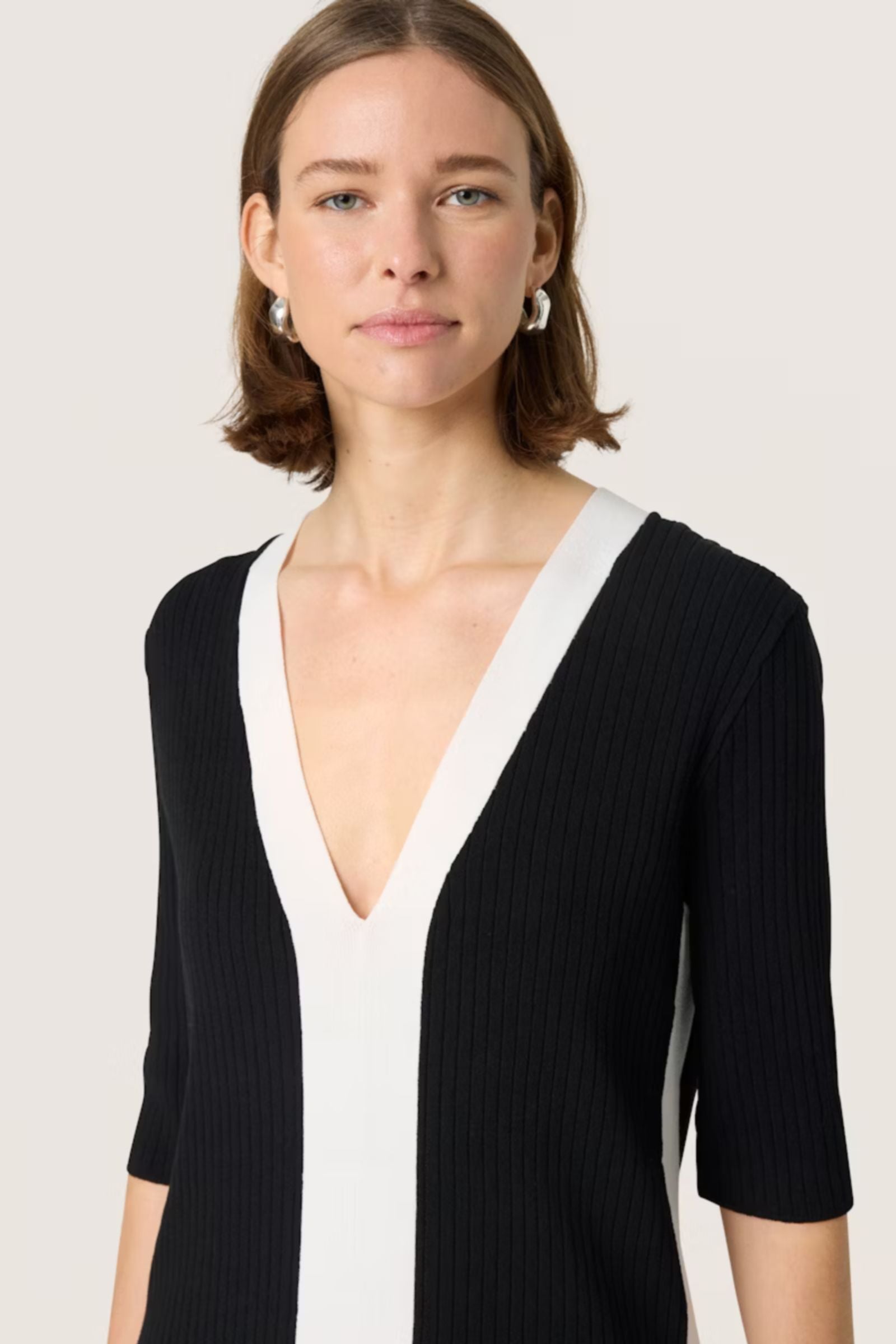 Lidya Block Dress in Black