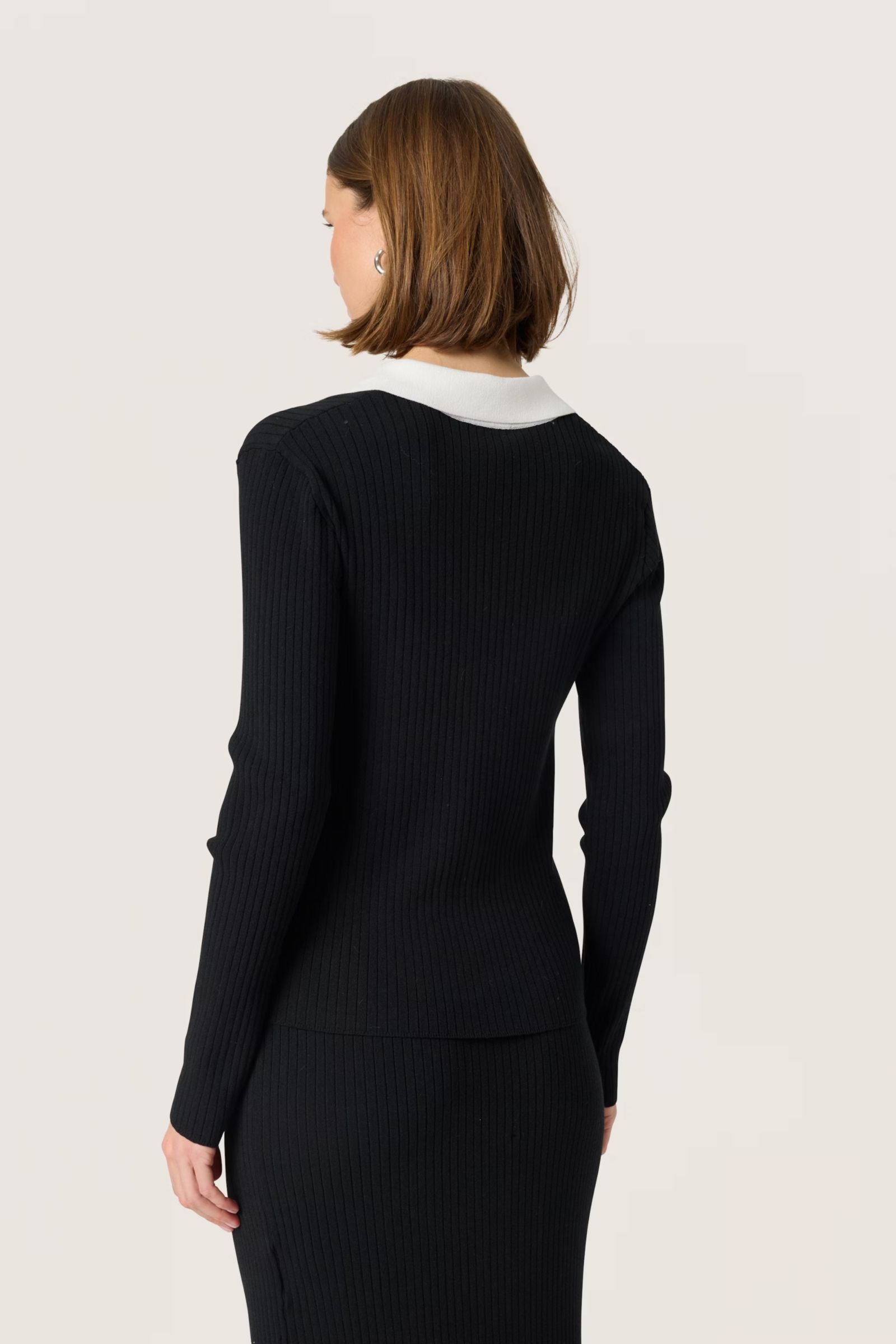 Lidya Polo Pullover in Black