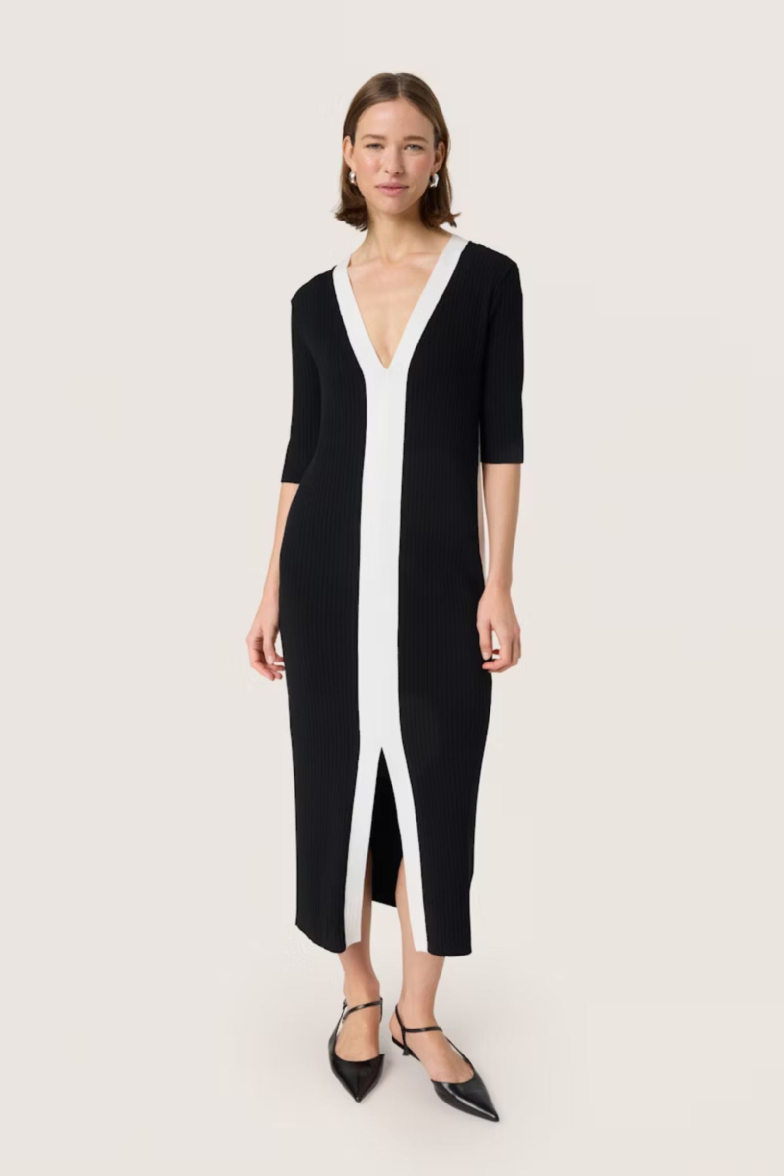 Lidya Block Dress in Black