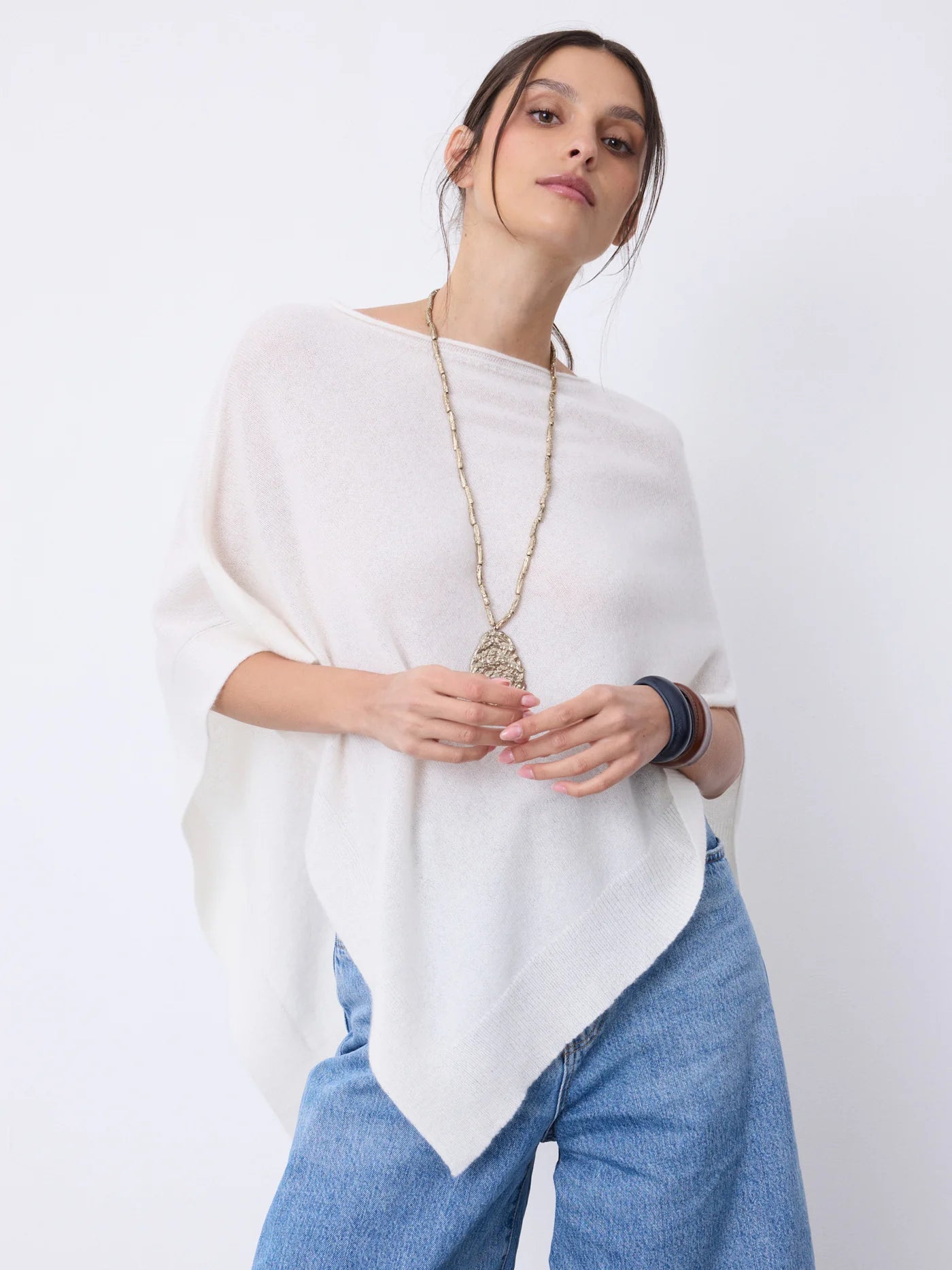 Auguste Luxe Cashmere Cape in Ecru