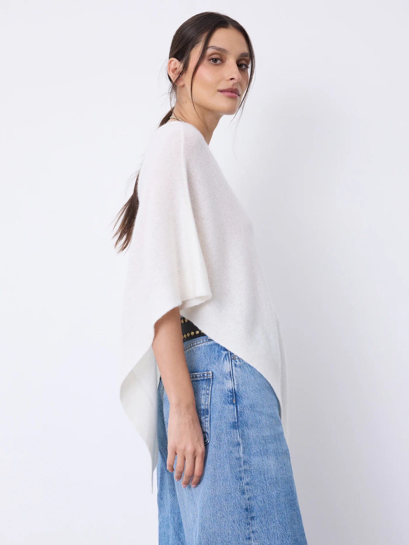 Auguste Luxe Cashmere Cape in Ecru