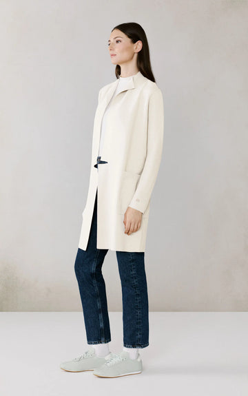 Benela Coatigan in Powder