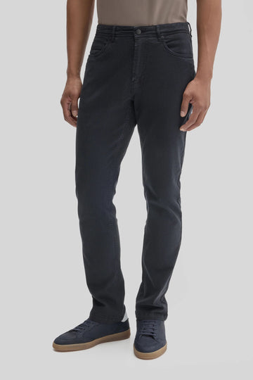 Brad Straight Leg Casual Pant in Navy