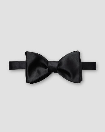 Solid Silk Twill Ready Tied Bowtie in Black