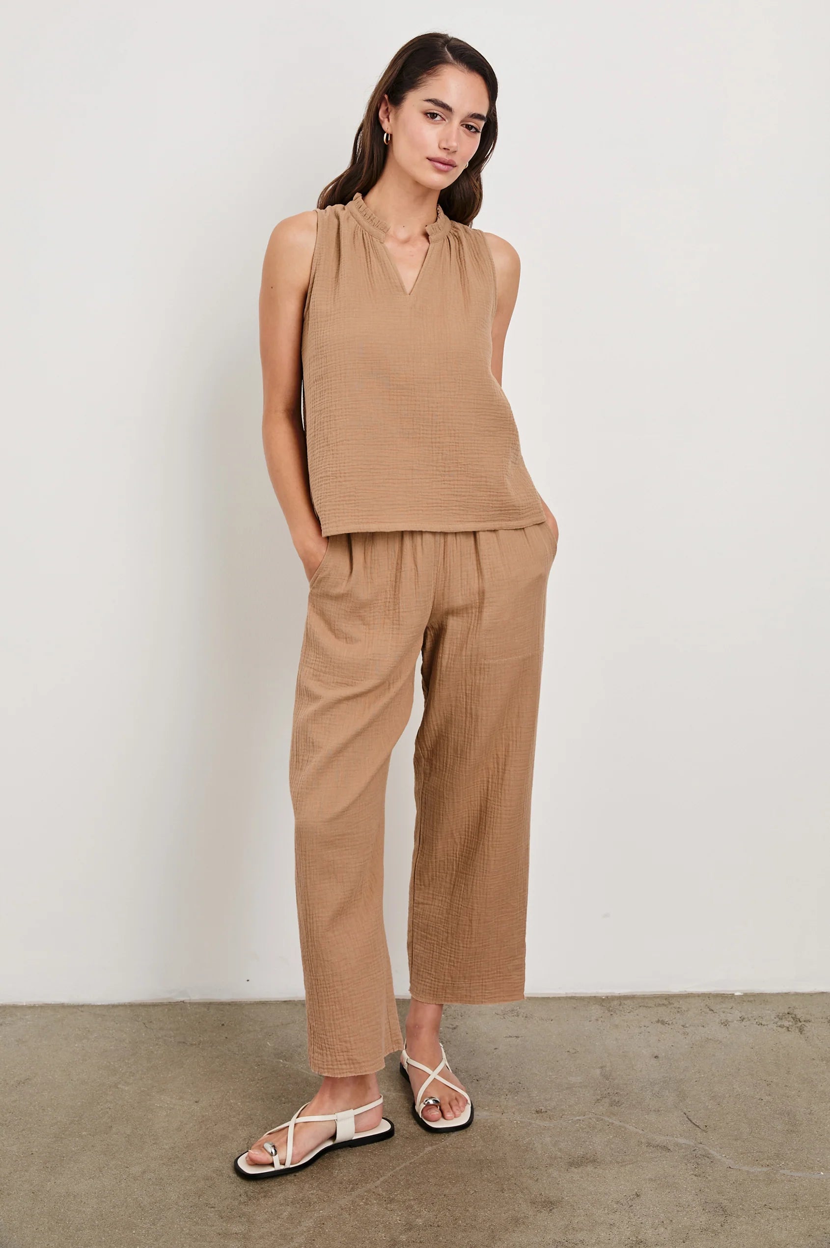 Christy Top in Taupe