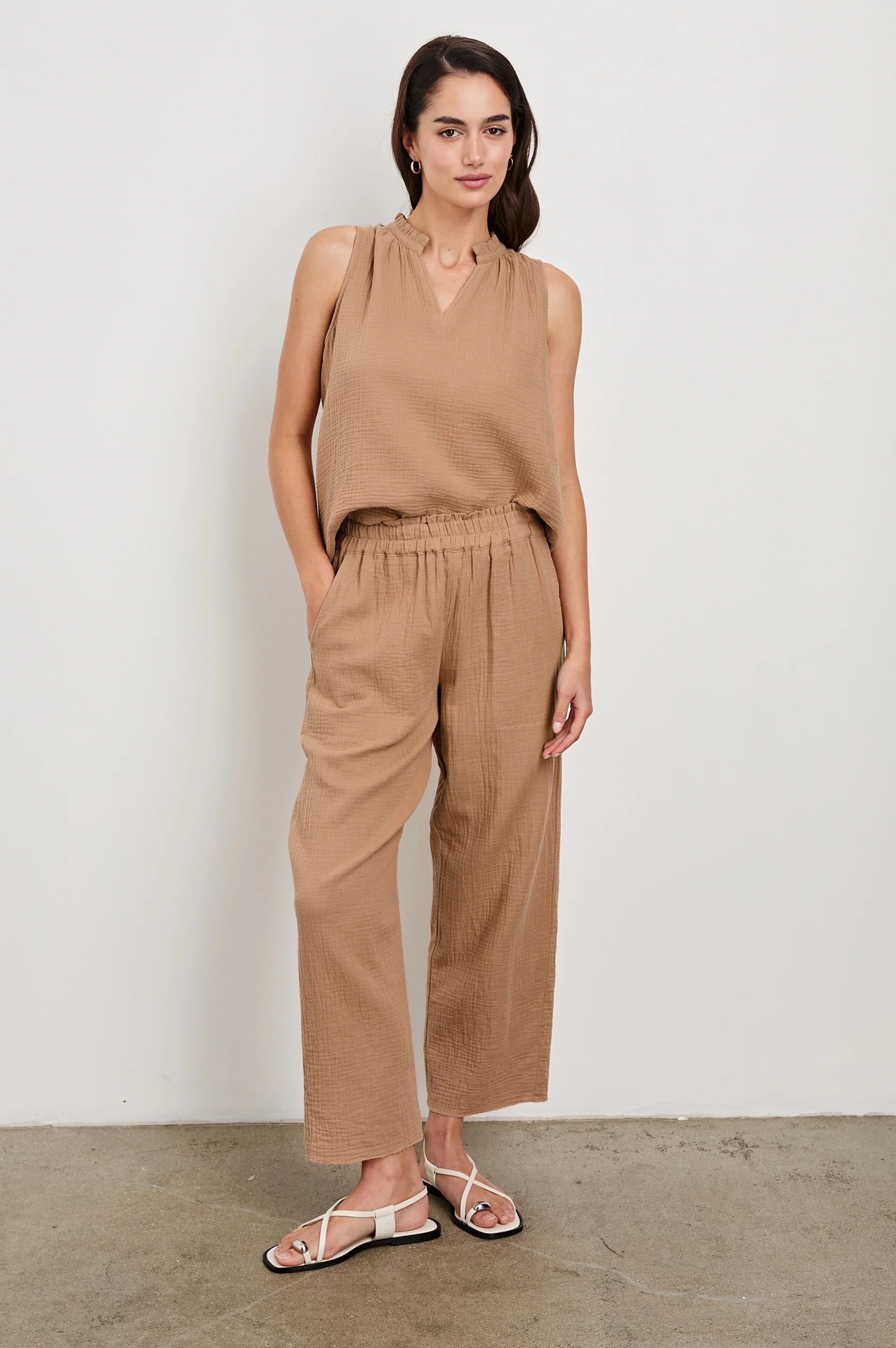 Christy Top in Taupe