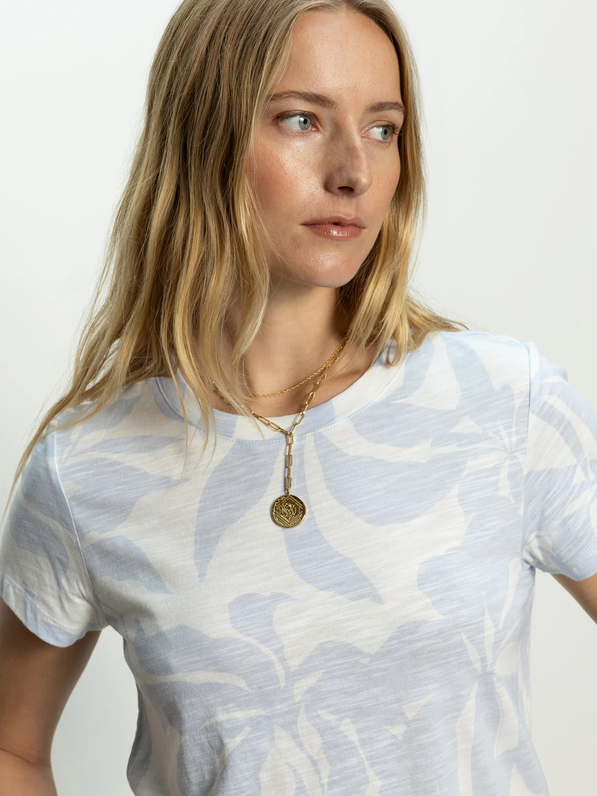 The Perfect Tee in Light Blue Floral Bliss