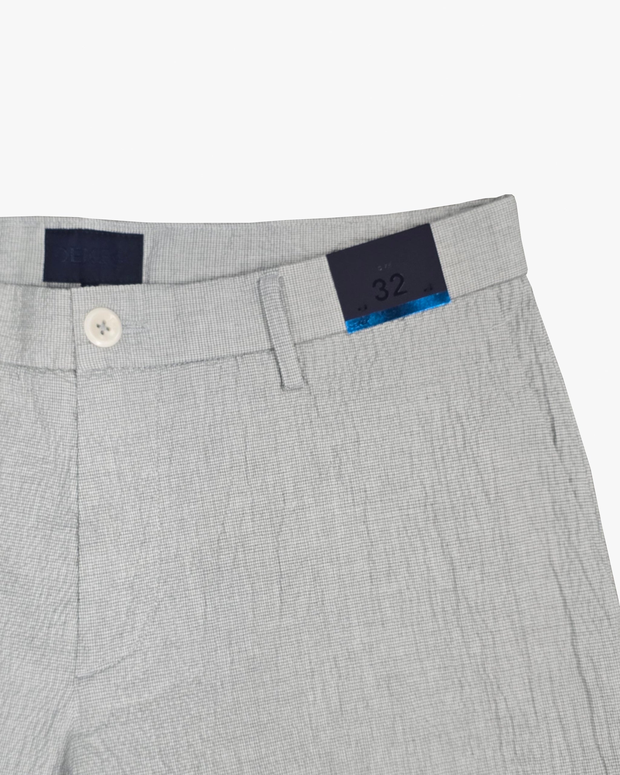 Oasis Bermuda Short in Grey Supernatural Seersucker