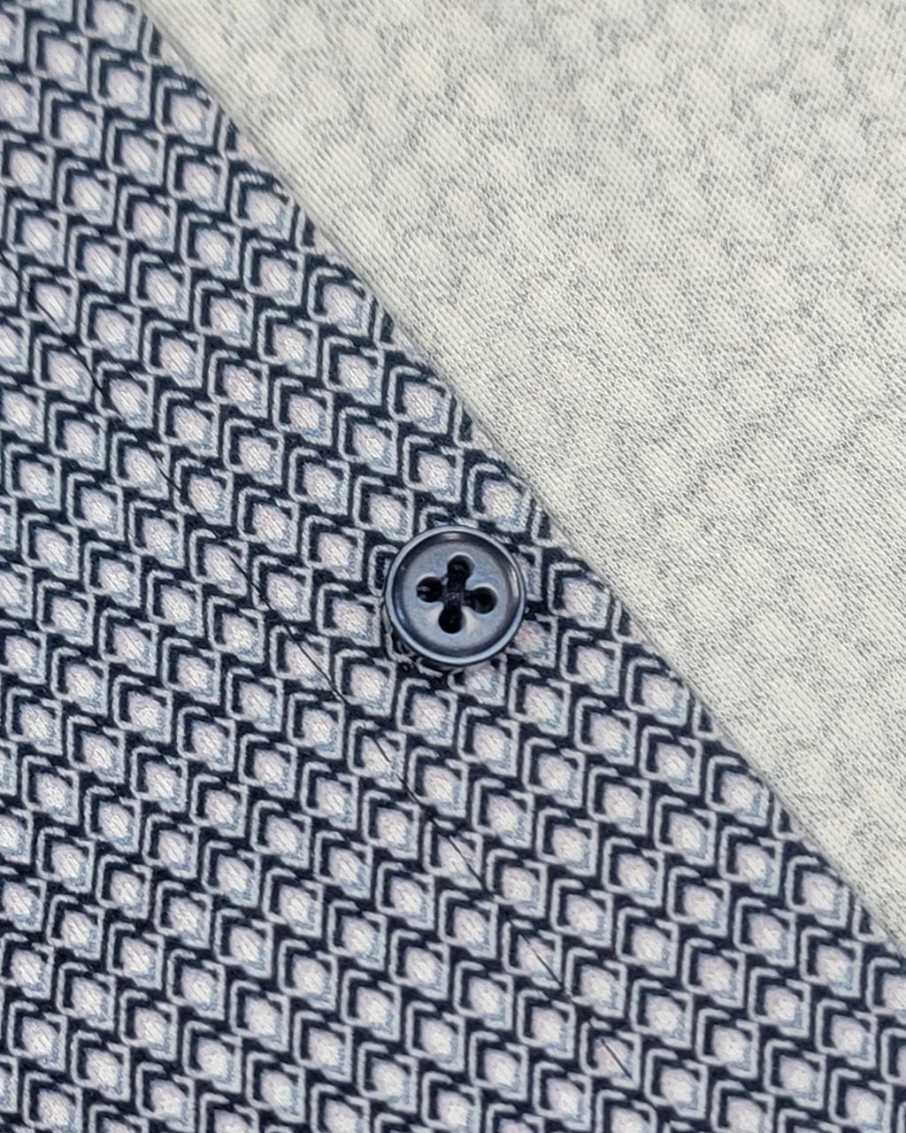 Desoto Short Sleeve Jersey Shirt in Blue/Pink Diamond Pattern
