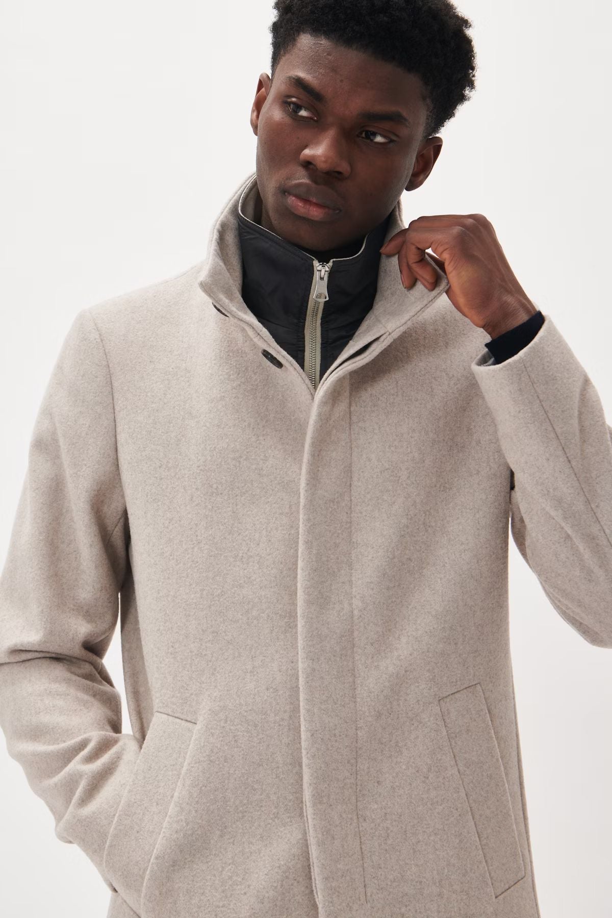 Harvey Wool Overcoat in Simply Taupe