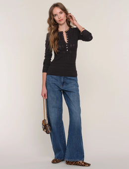 Daisy Top in Black