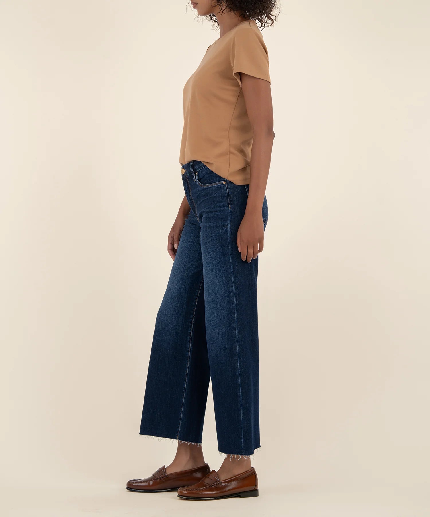 Meg High Rise Wide Leg Jean in Innoxious