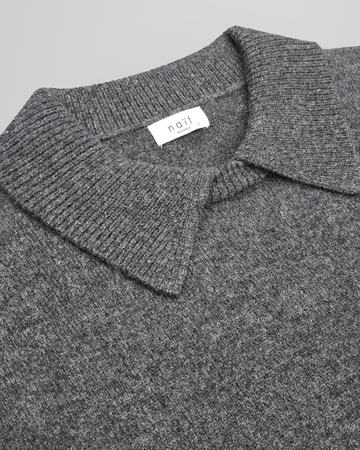 Lennon Collared Pullover in Charcoal