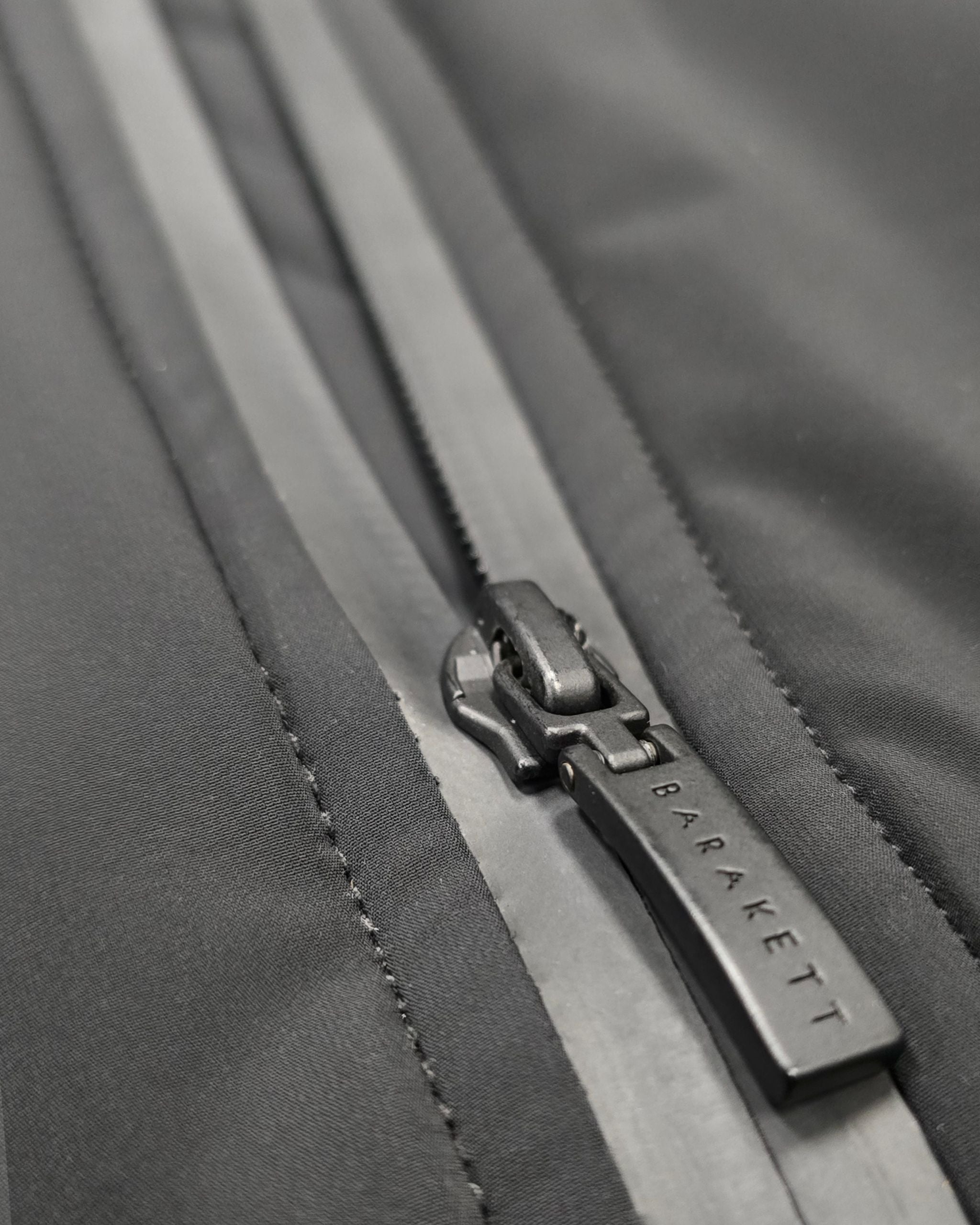 Loon Lake Full Zip Jacket in Black