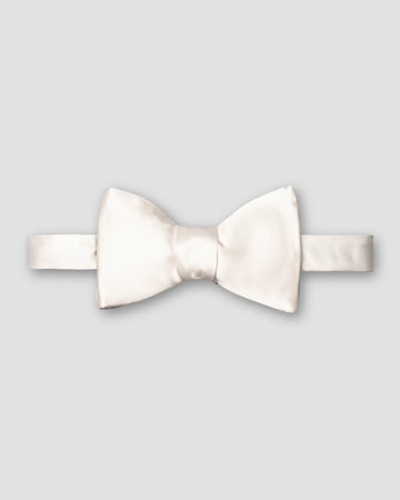 Solid Silk Twill Ready Tied Bowtie in Off White