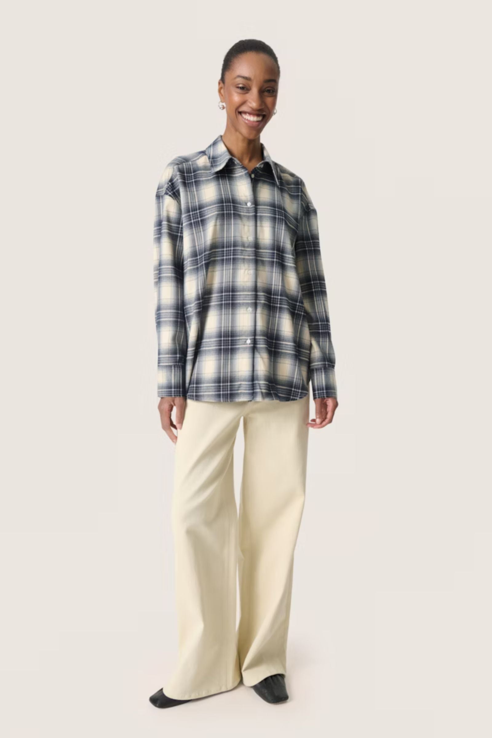 Pamala Shirt in Navy Checks
