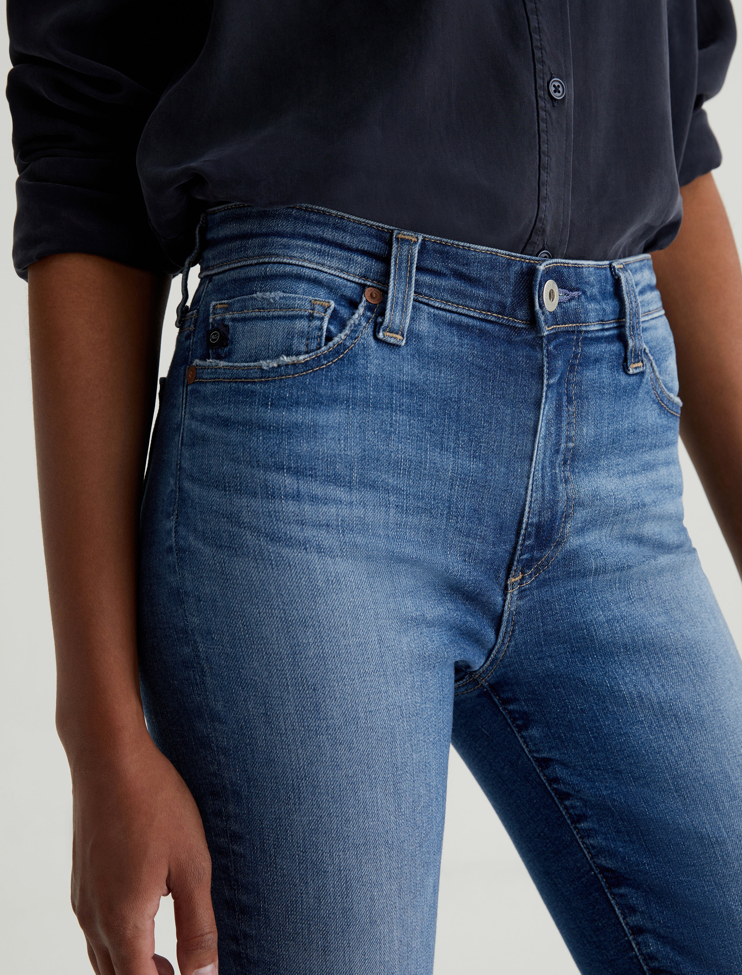 Mari Mid-Rise Slim Straight In Oceanside