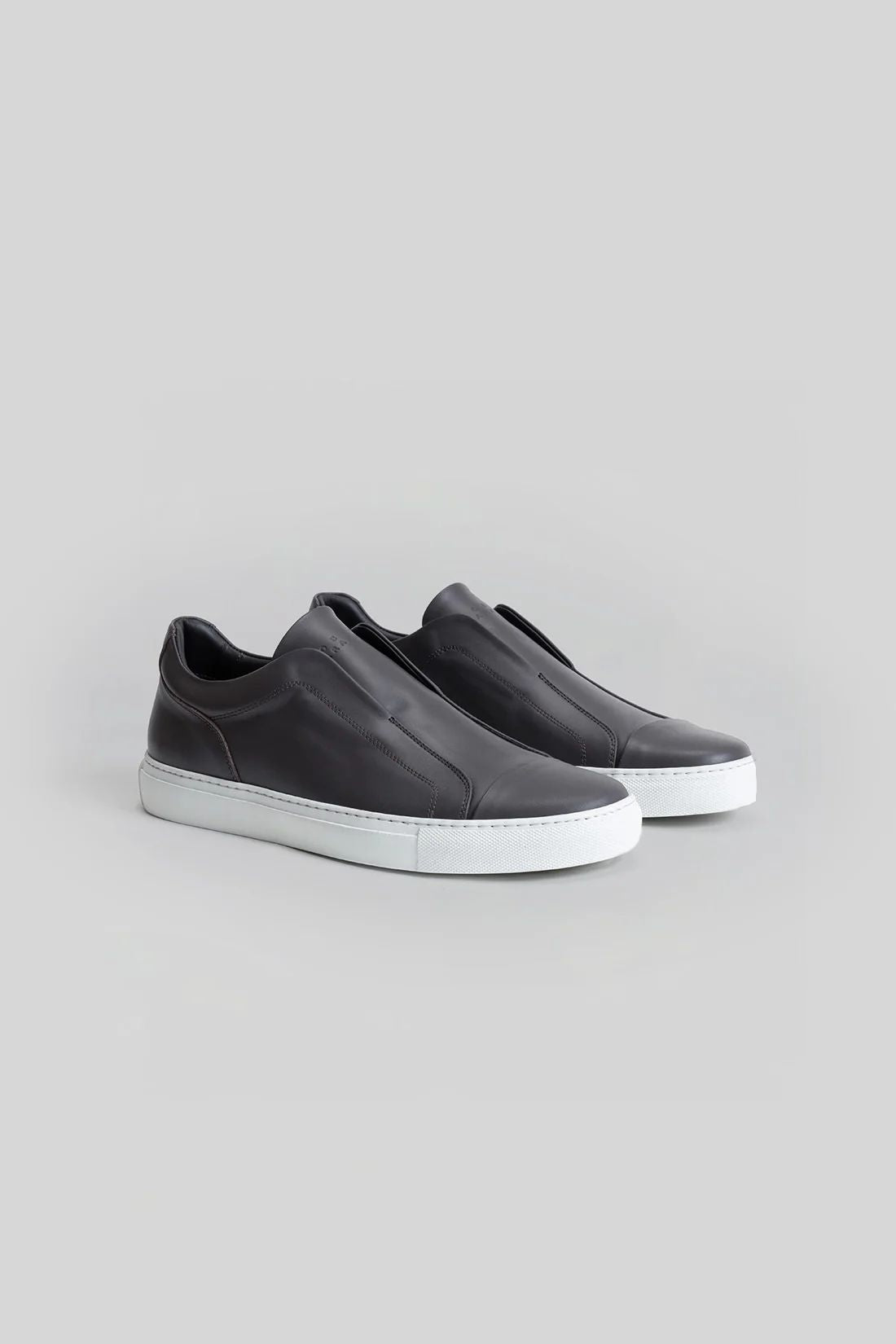 Delta Leather Sneaker in Taupe