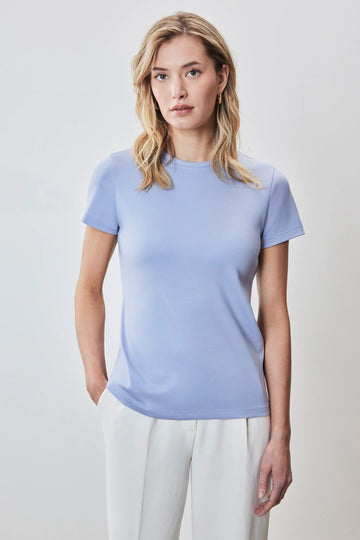 The Barakett Women's Tee in Lilac