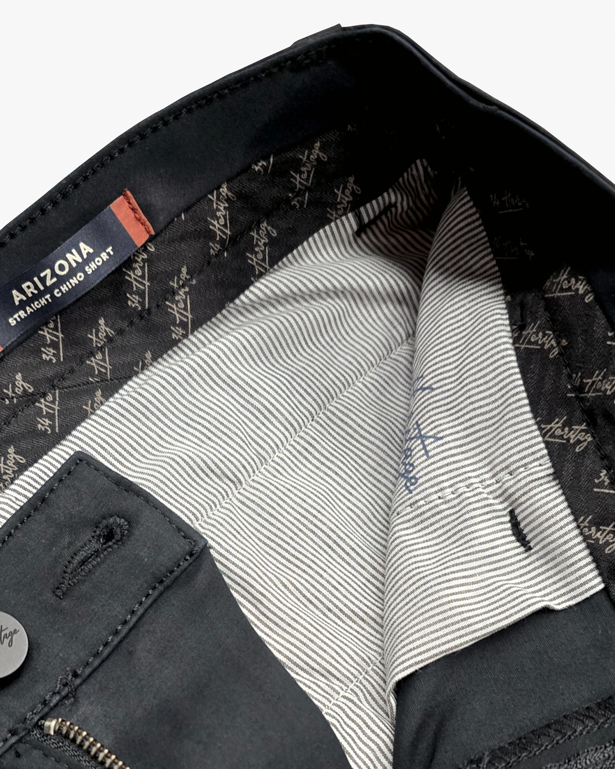 Arizona Short in Black High Flyer