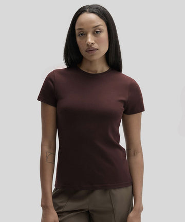 The Barakett Women's Tee in Deep Bordeaux