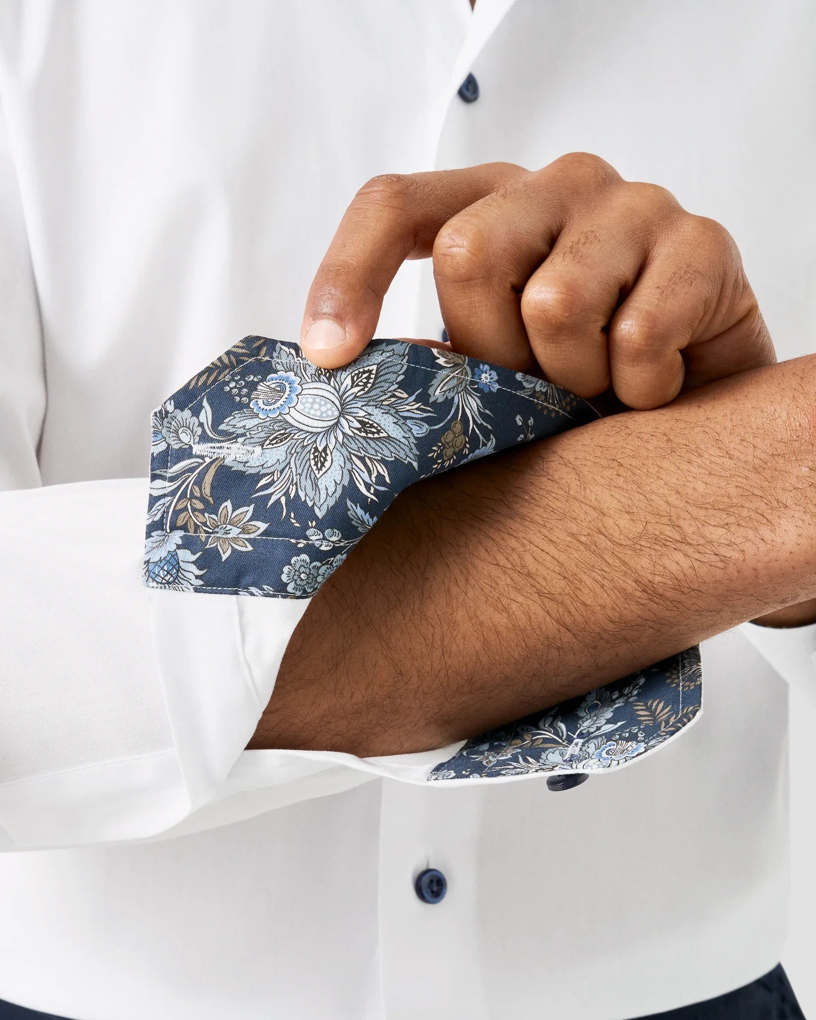 Signature Twill Dress Shirt in White with Feature Navy Floral Contrast