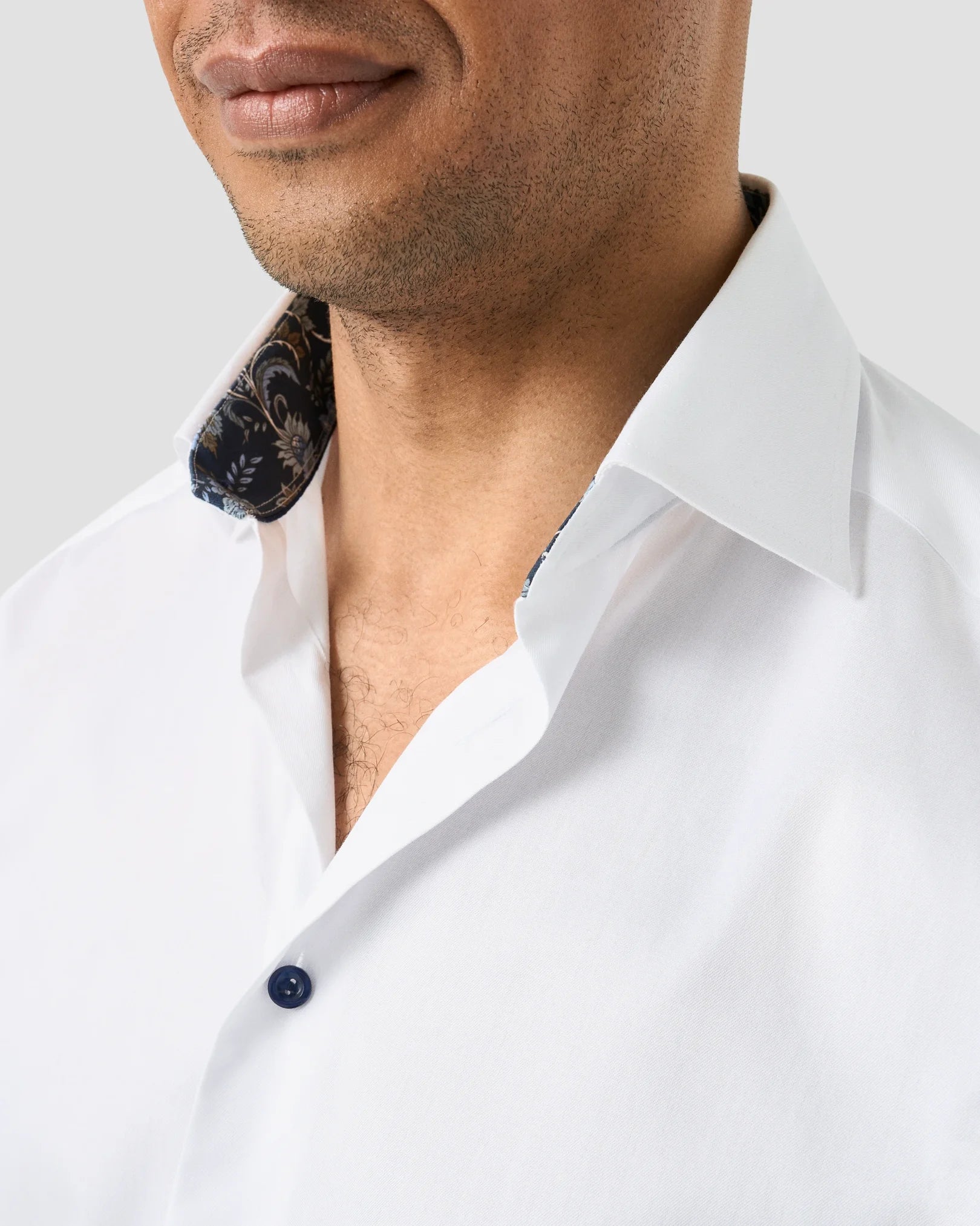Signature Twill Dress Shirt in White with Feature Navy Floral Contrast