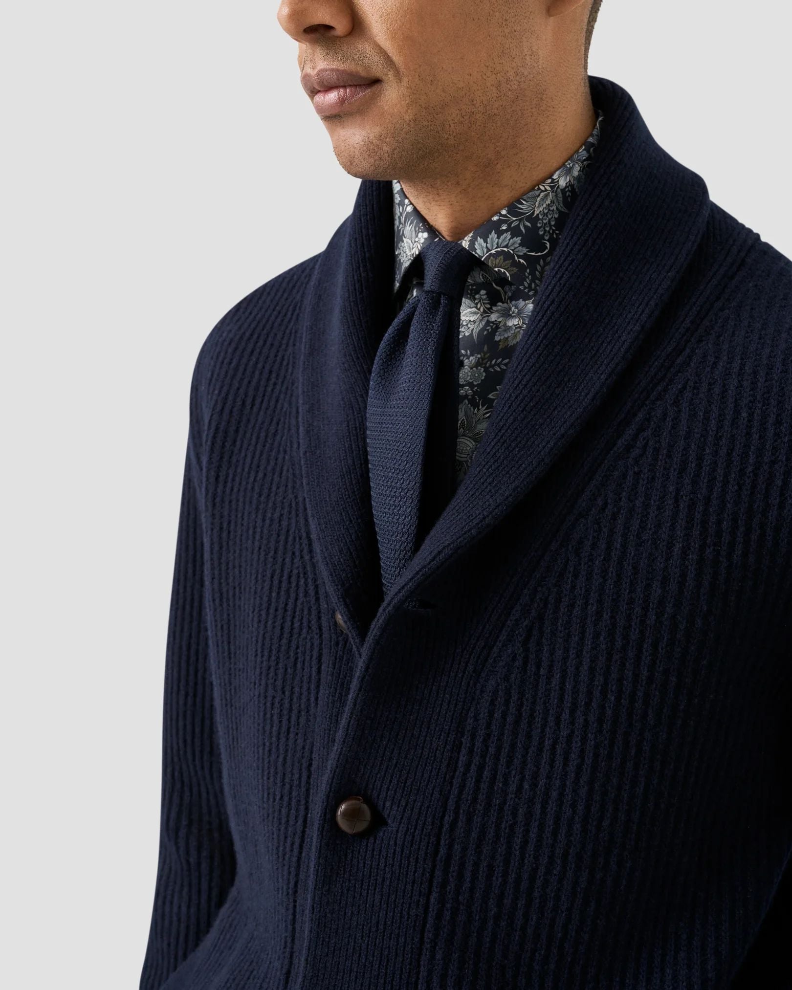Signature Twill Dress Shirt in Blue Feature Floral Print