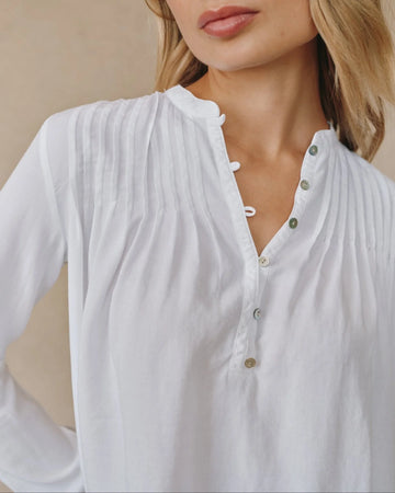 Long Sleeve Pintuck Pullover in White