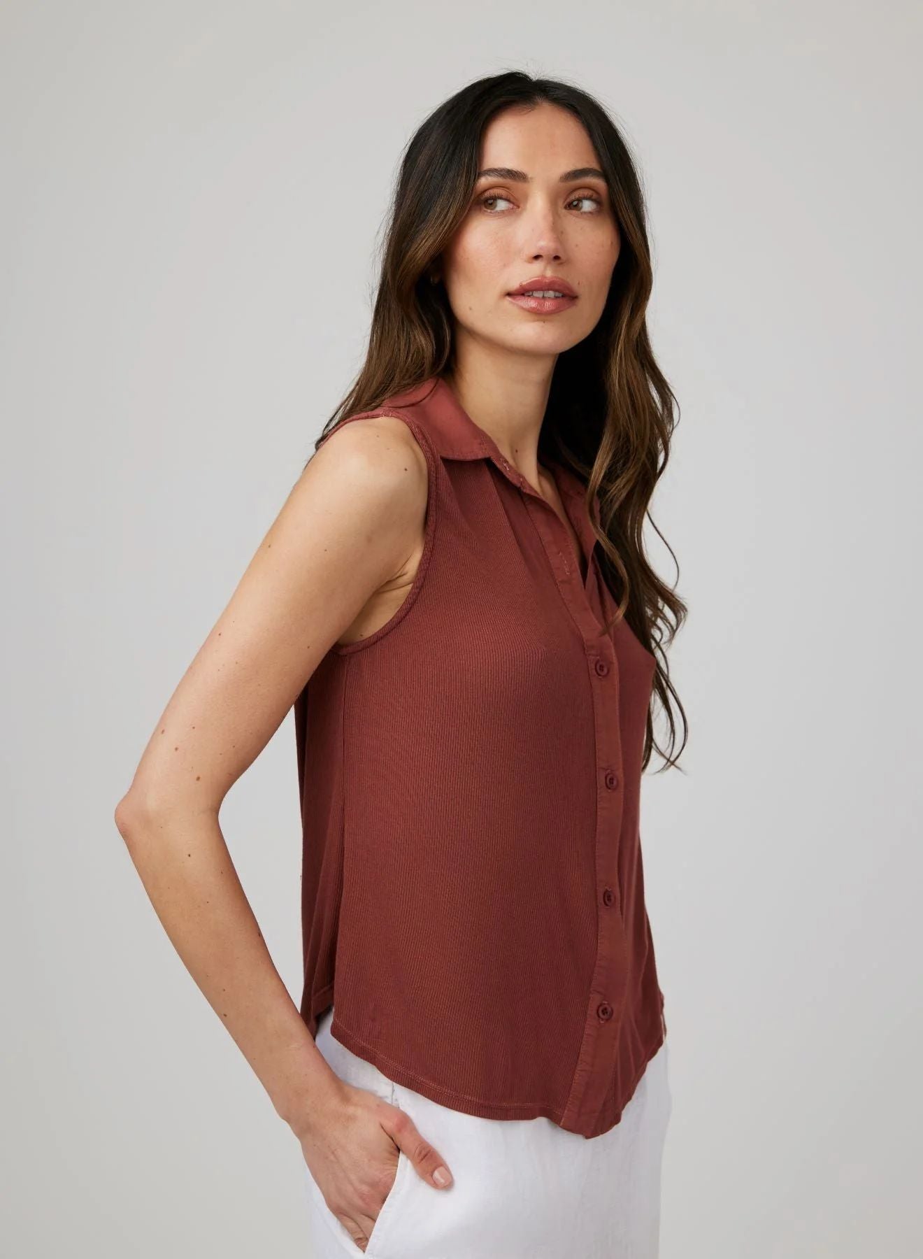 Mixed Sleeveless Button Down Blouse in Beachwood