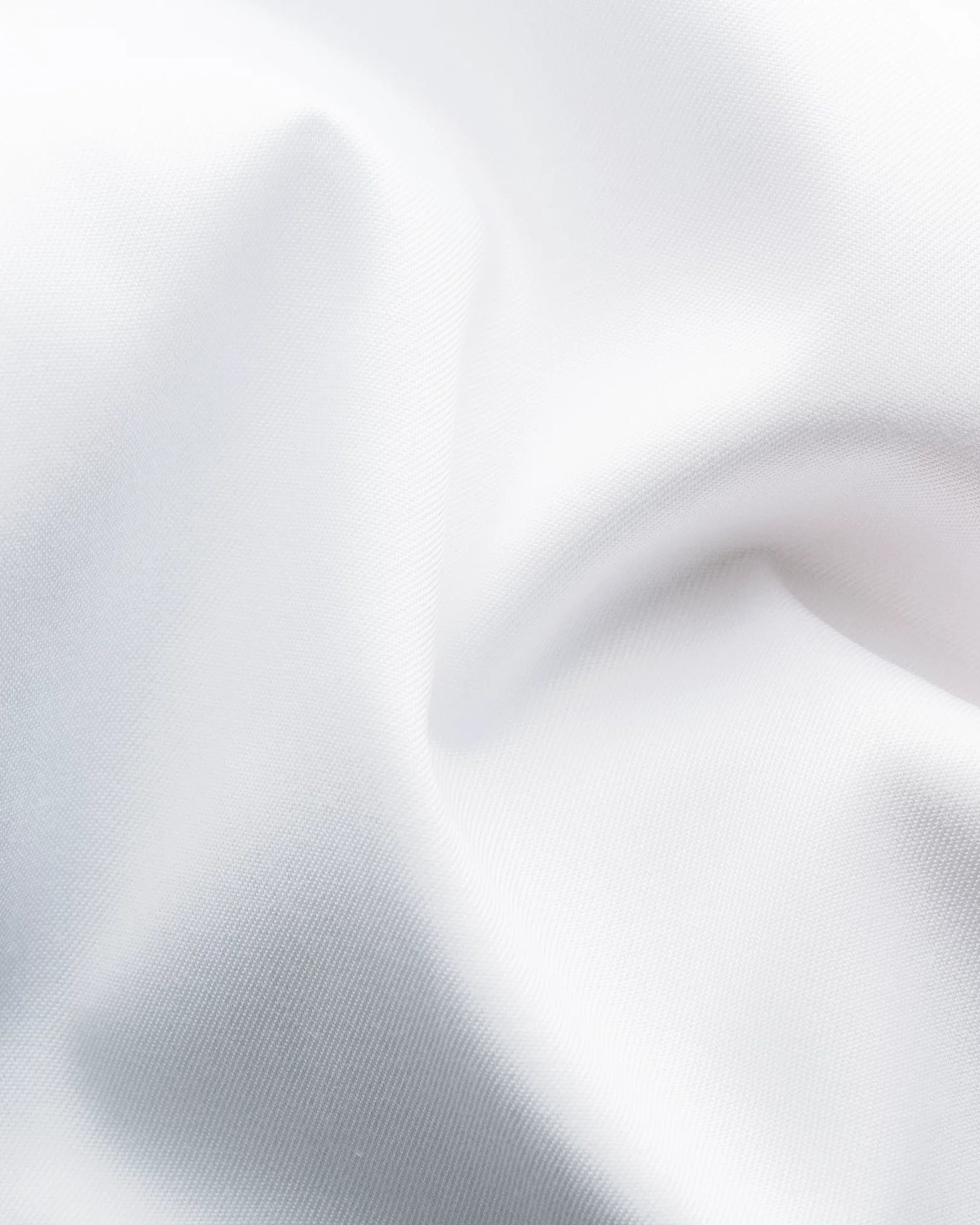 Signature Twill Slim Fit Dress Shirt in White with Black Contrast Buttons