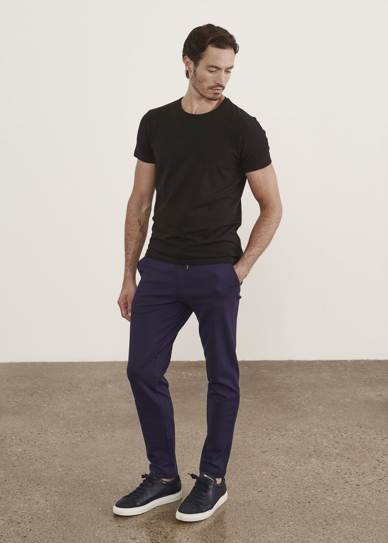 Iconic Pima Cotton Stretch T-Shirt in Black