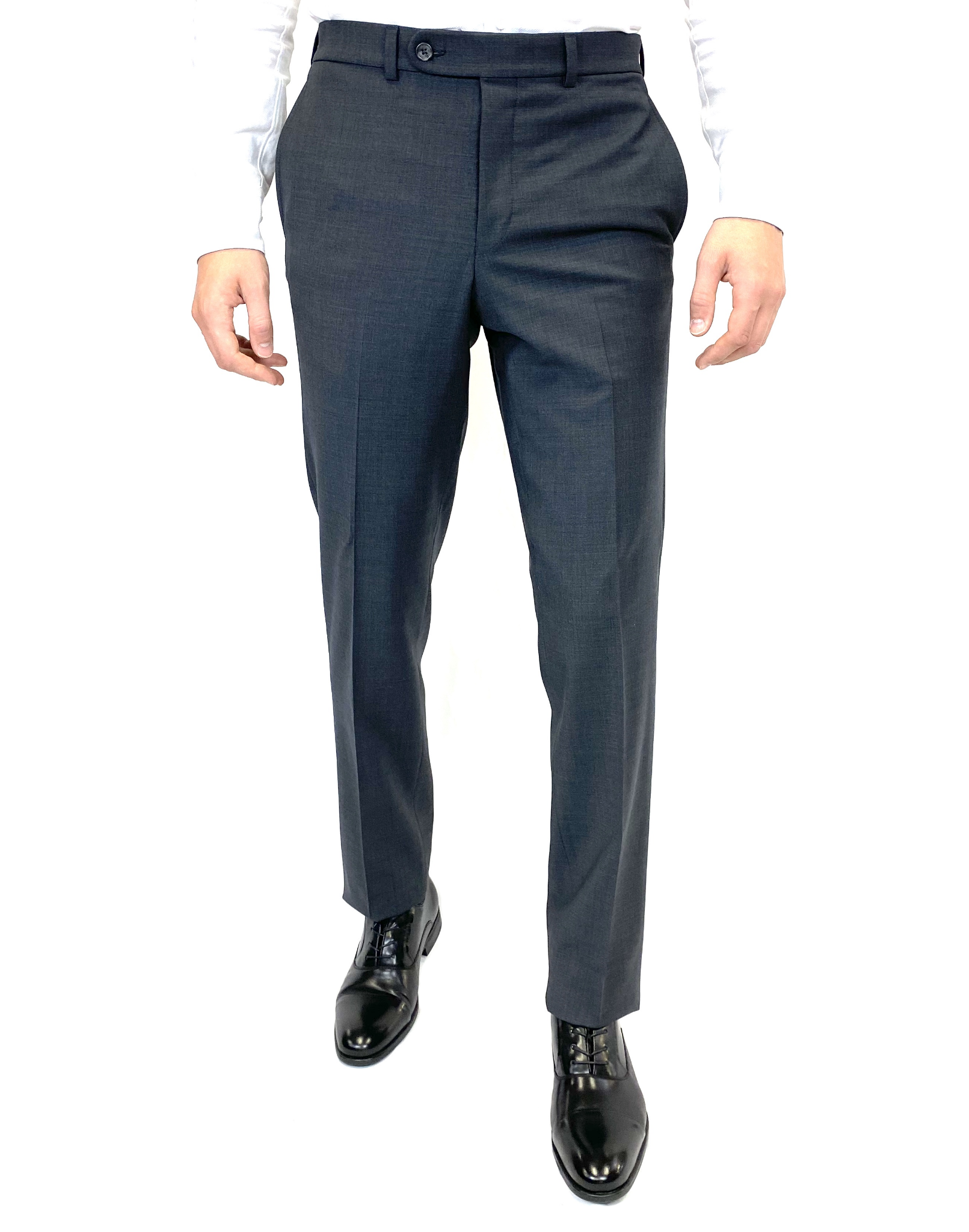 Riviera Classic Fit Traveler Dress Pant in Charcoal