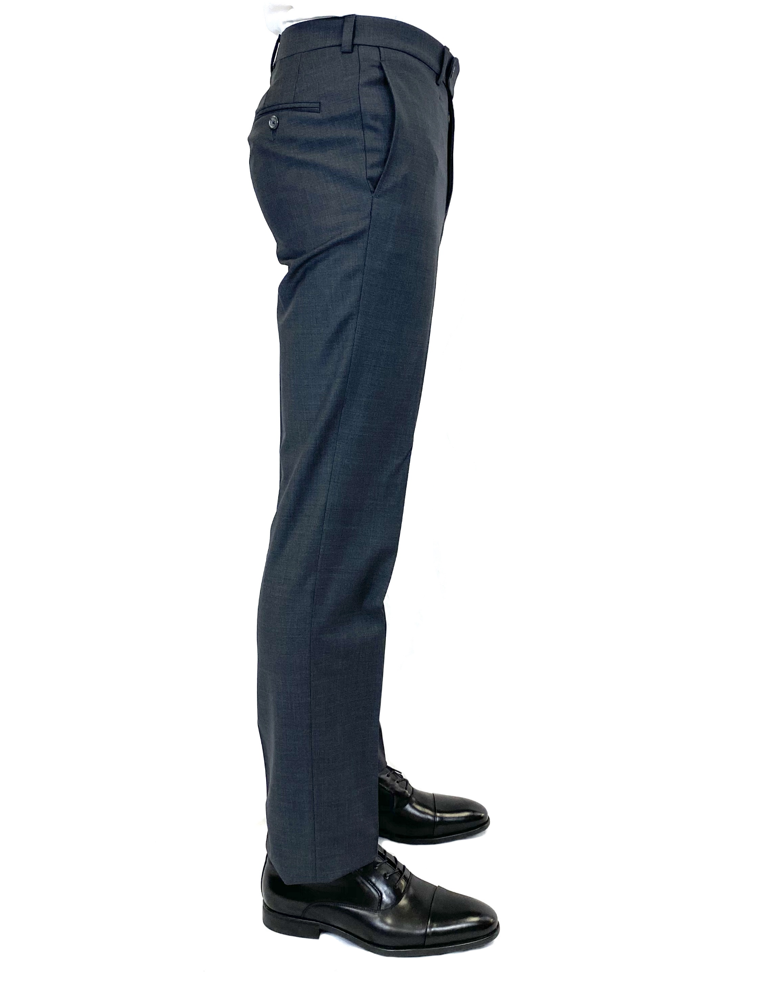 Riviera Classic Fit Traveler Dress Pant in Charcoal